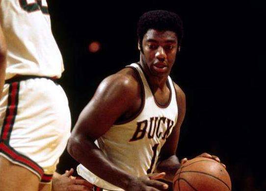 端的表现也 端的表现也